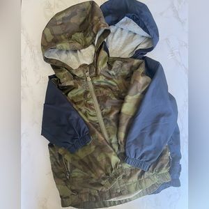 Gap toddler jacket bundle 2T camo and blue.